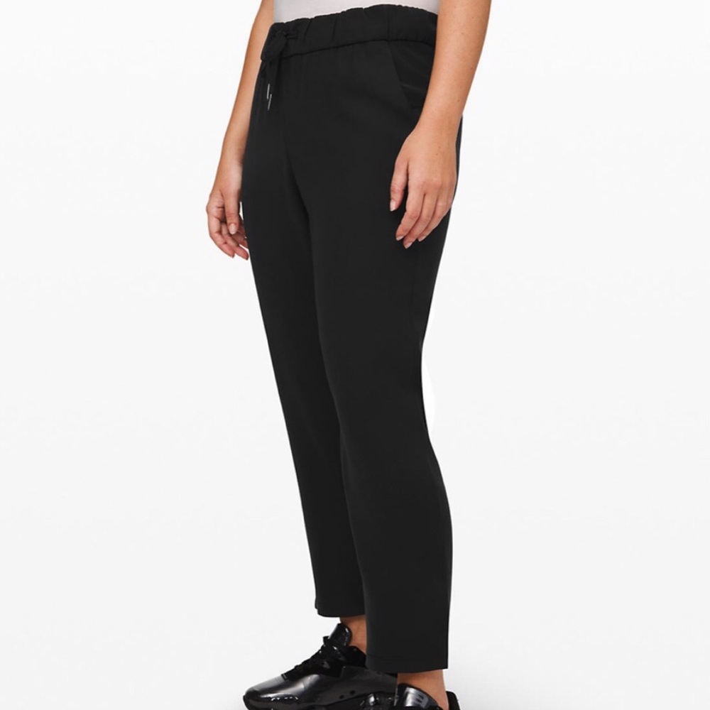 Lululemon on the fly 7/8 pants - luxtreme